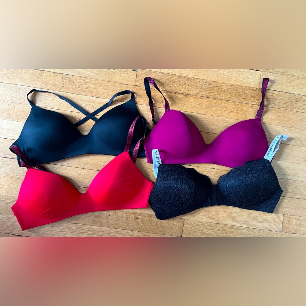 Victoria’s Secret wireless bras - lot of 4